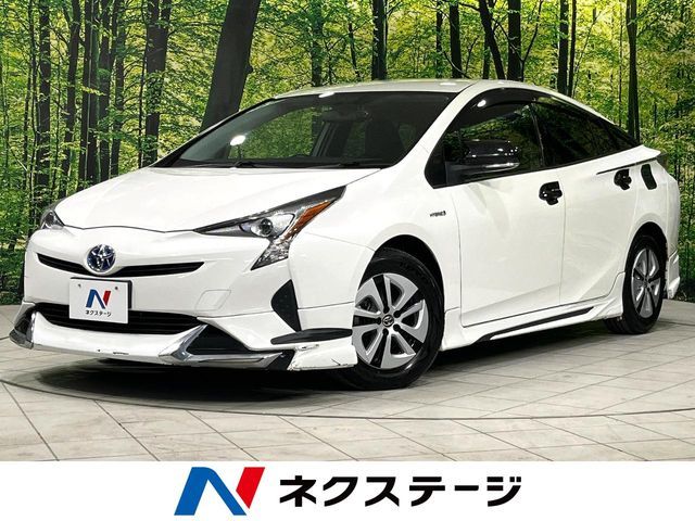 PRIUS 4WD