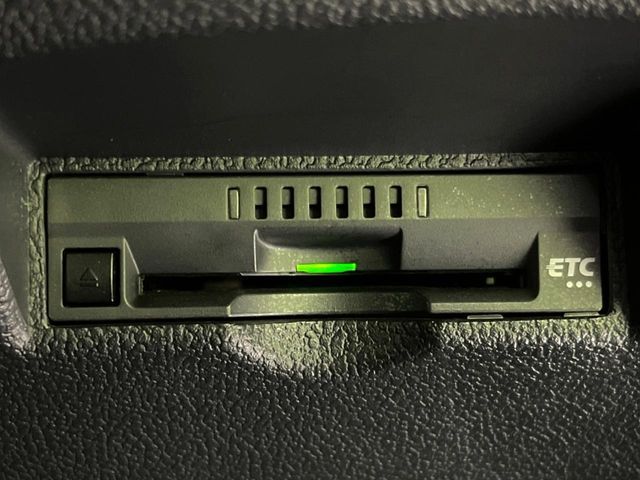 PRIUS 4WD