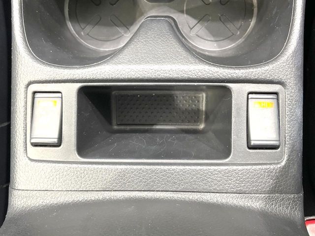 X-TRAIL 2WD