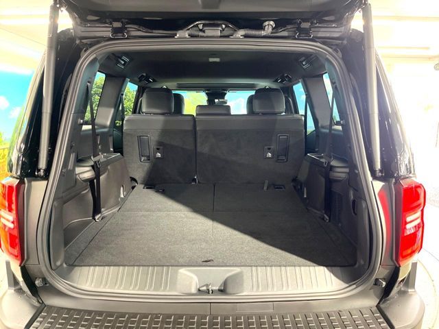 LANDCRUISER 250
