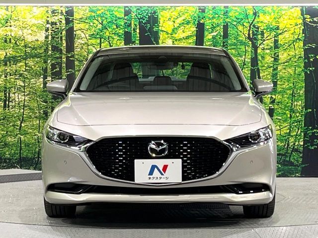 MAZDA3 SEDAN