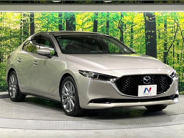 MAZDA3 SEDAN