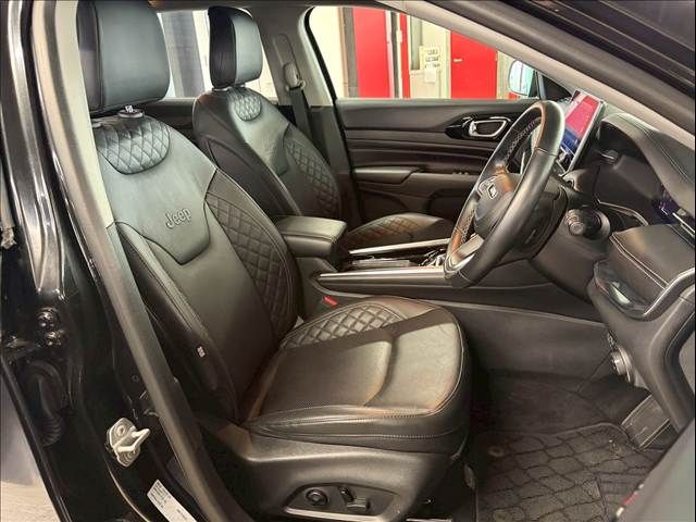 JEEP COMMANDER