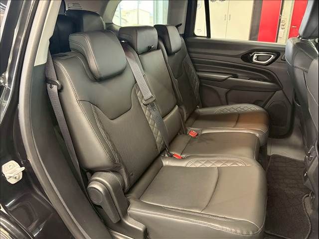 JEEP COMMANDER