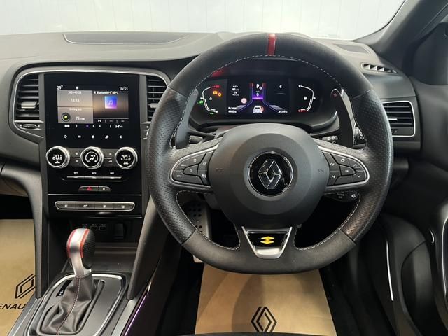 RENAULT MEGANE hatchback