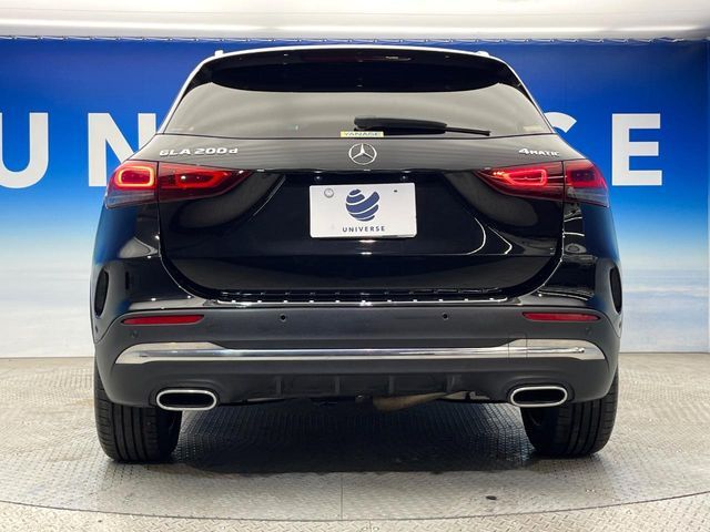 MERCEDES BENZ GLA class