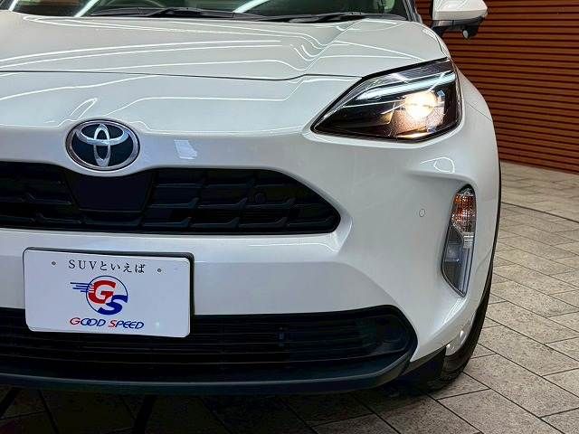 YARIS CROSS