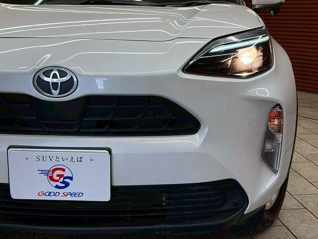 YARIS CROSS
