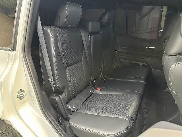 LANDCRUISER 250