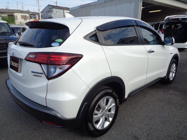 VEZEL HYBRID 4WD