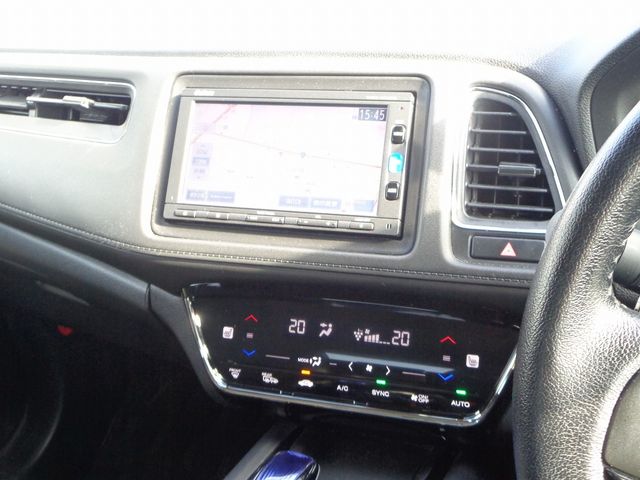 VEZEL HYBRID 4WD