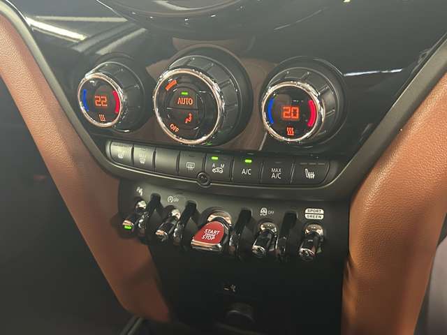 MINI COOPER D CROSSOVER