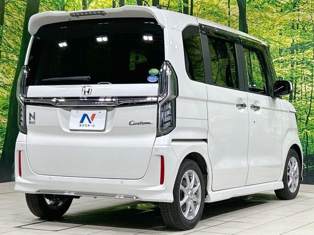 N BOX CUSTOM