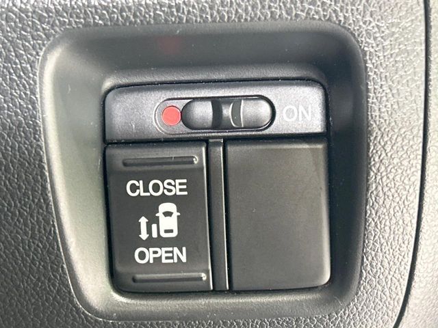 N BOX