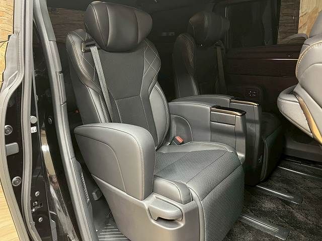VELLFIRE  HYBRID