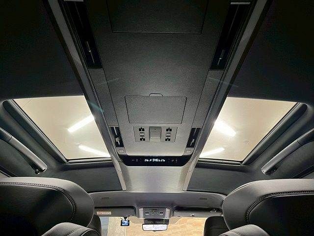 VELLFIRE  HYBRID