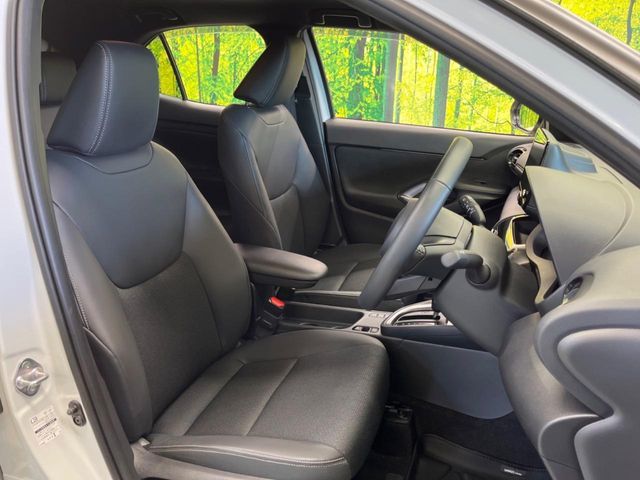 YARIS CROSS HYBRID