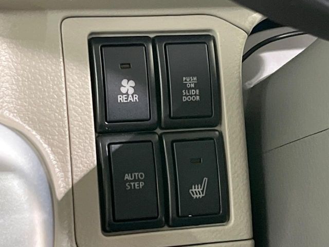 NV100 CLIPPER RIO 4WD