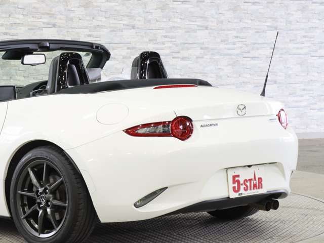 ROADSTER