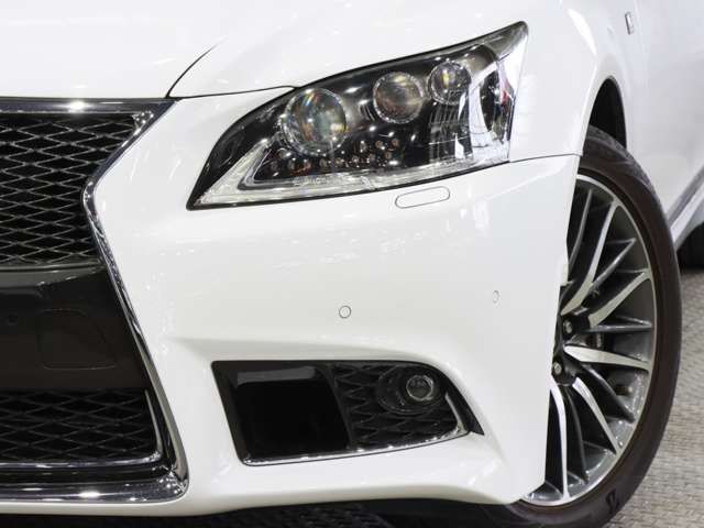 LEXUS LS600h