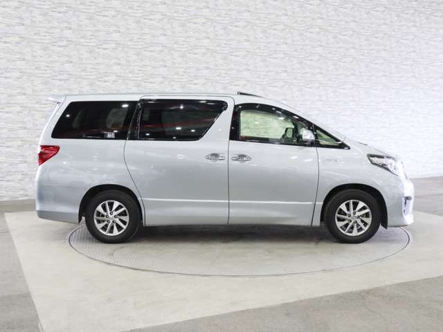 ALPHARD hybrid 4WD