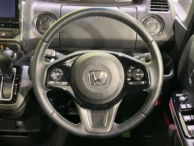 N-BOX CUSTOM 4WD