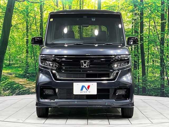 N-BOX CUSTOM 4WD