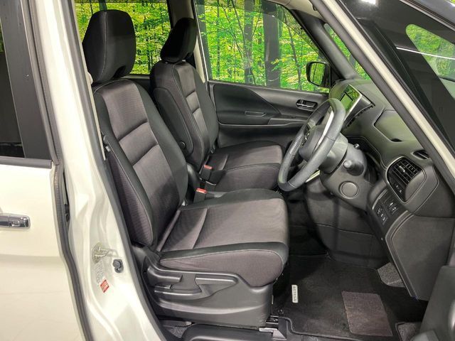 SERENA  S-HYBRID 4WD