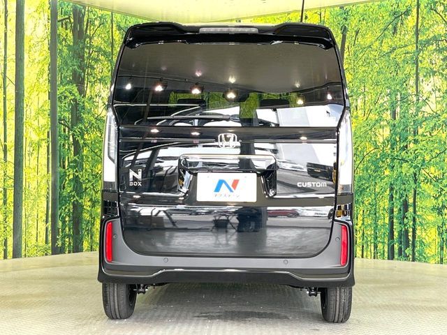 N-BOX CUSTOM