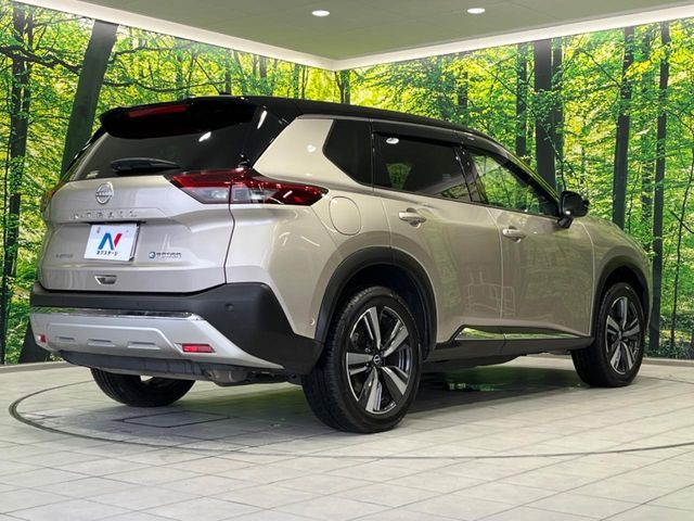 X-TRAIL HYBRID 4WD
