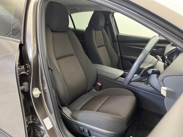 MAZDA3 SEDAN