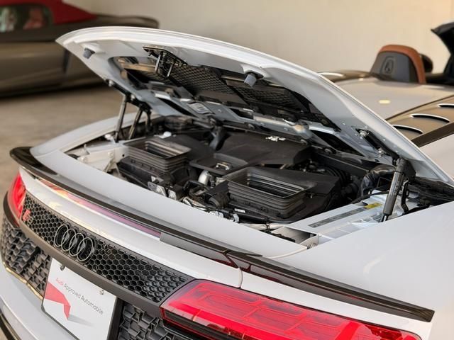 AUDI R8 Spyder