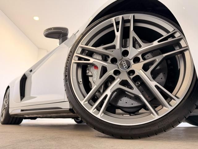 AUDI R8 Spyder