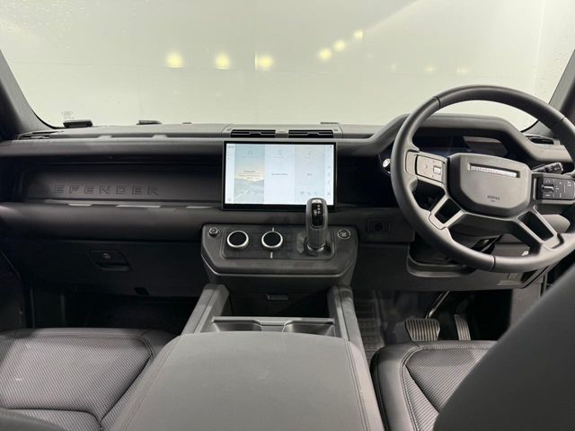 ROVER DEFENDER