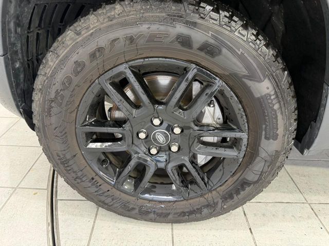ROVER DEFENDER
