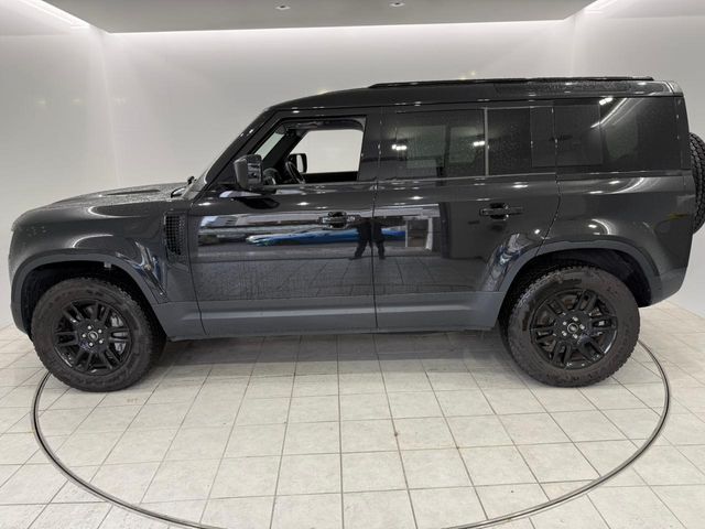 ROVER DEFENDER