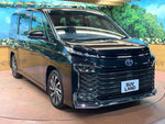 VOXY HYBRID