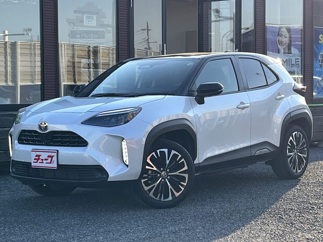 YARIS CROSS HYBRID