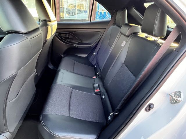 YARIS CROSS HYBRID