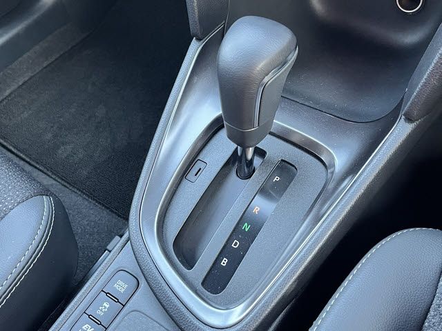 YARIS CROSS HYBRID