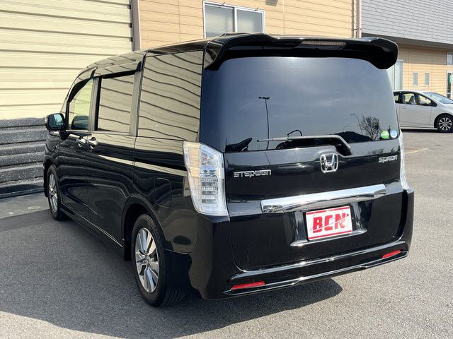 STEPWAGON SPADA