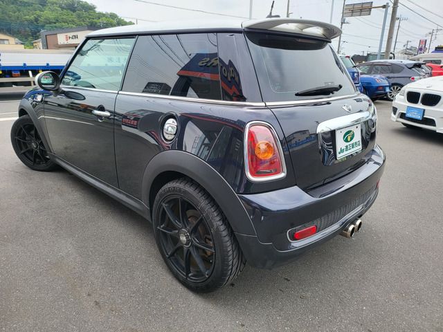 BMW MINI COOPER S