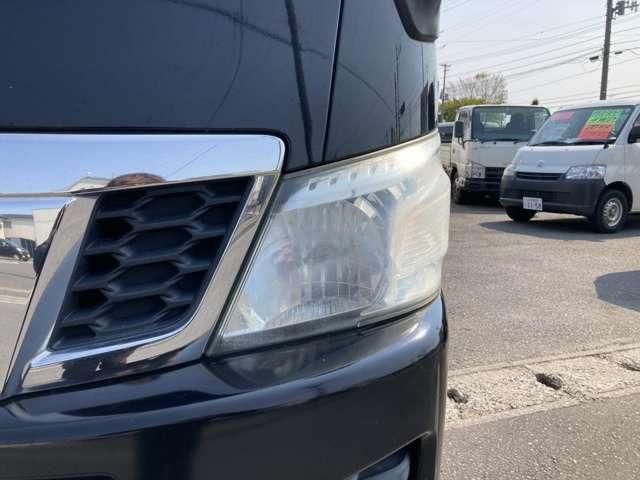 NV350 CARAVAN 4WD