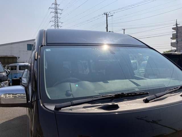 NV350 CARAVAN 4WD