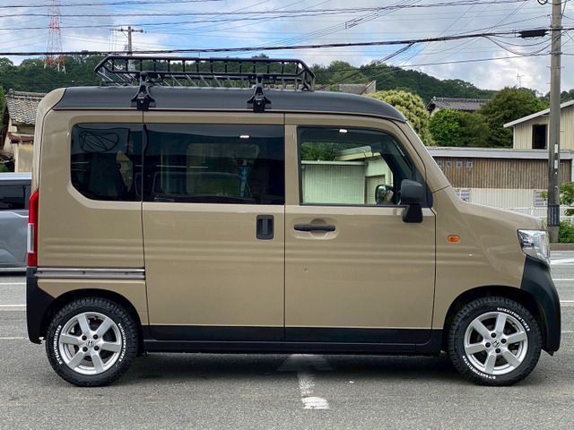N-VAN