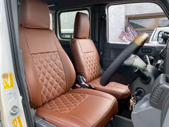 N-VAN