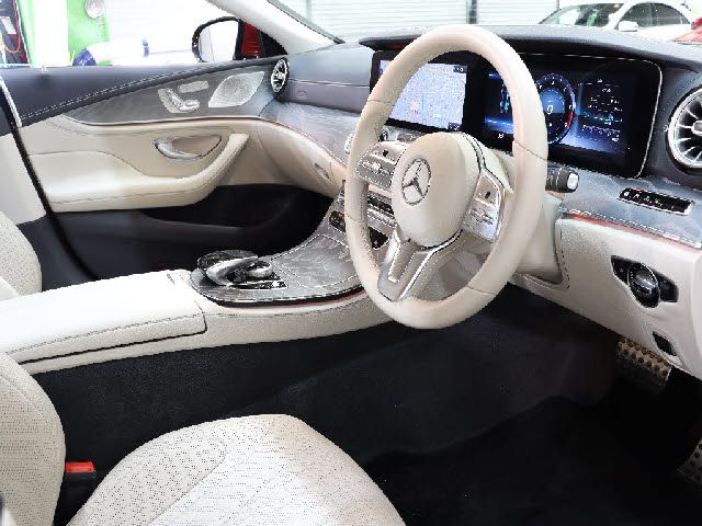 MERCEDES BENZ CLS class