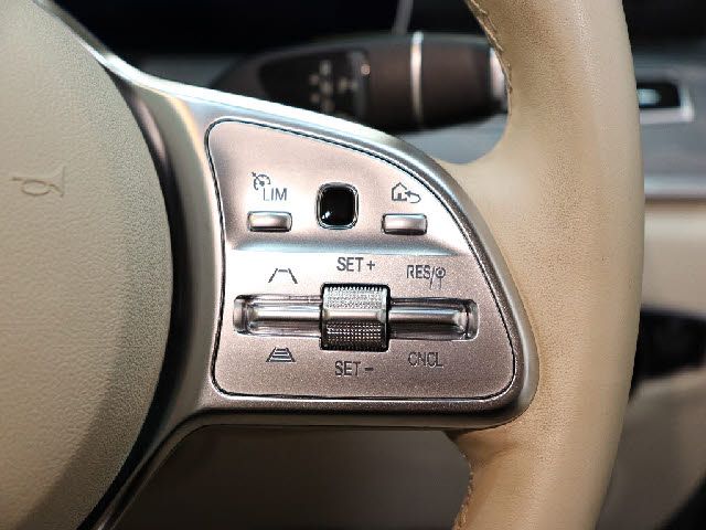 MERCEDES BENZ CLS class
