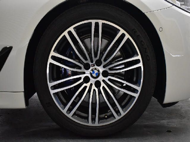 BMW 5series sedan