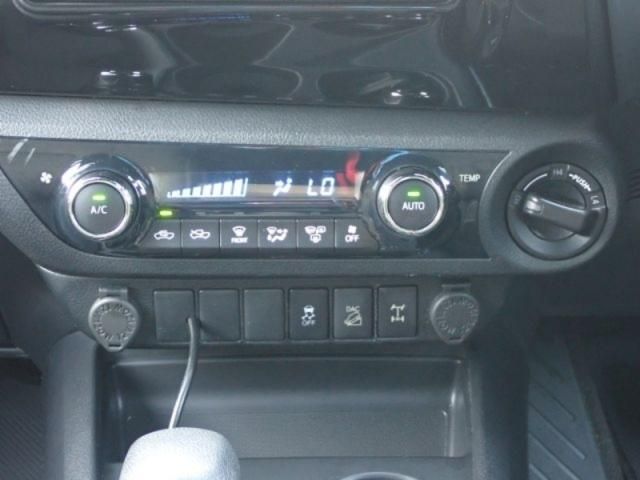 HILUX 4WD